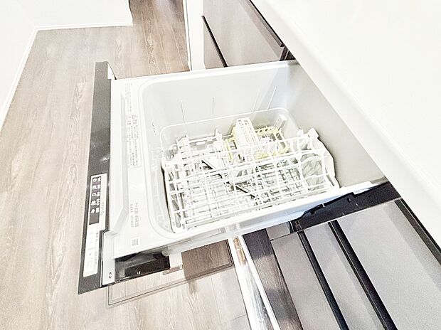 【食洗機】面倒なお片づけは食洗機にお任せ!家事の負担が減って、時間にも気持ちにもゆとりができます。