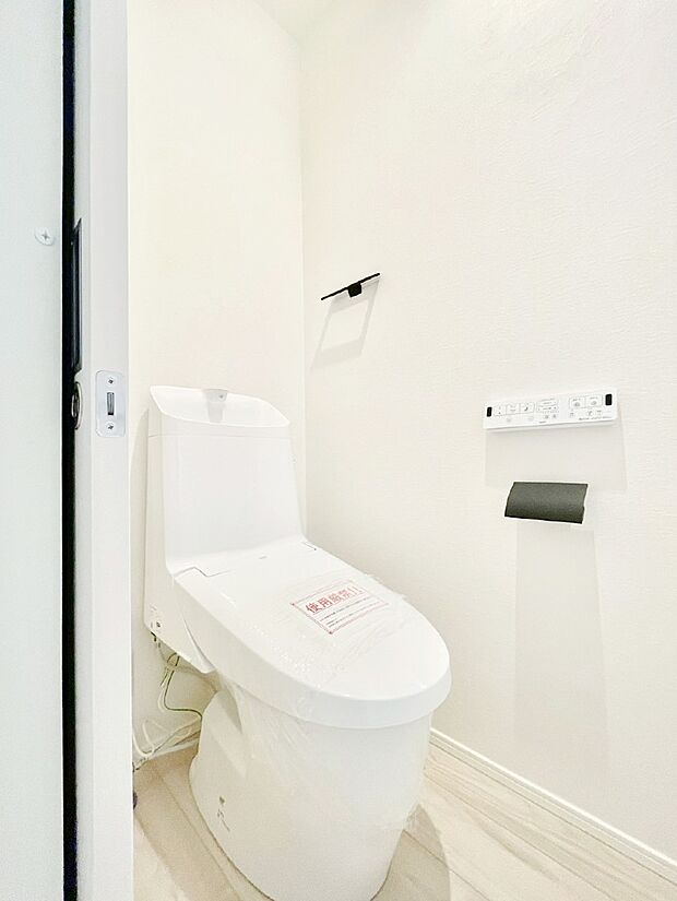 【トイレ】トイレは安心の２箇所！朝のバタバタも一安心です。 