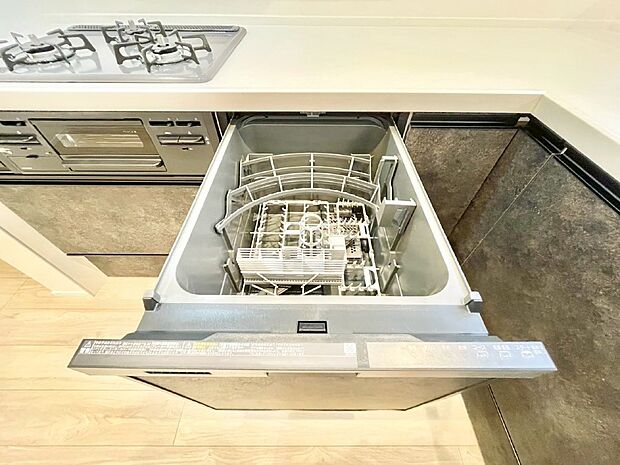 【食洗機】面倒なお片づけは食洗機にお任せ！家事の負担が減って、時間にも気持ちにもゆとりができます。