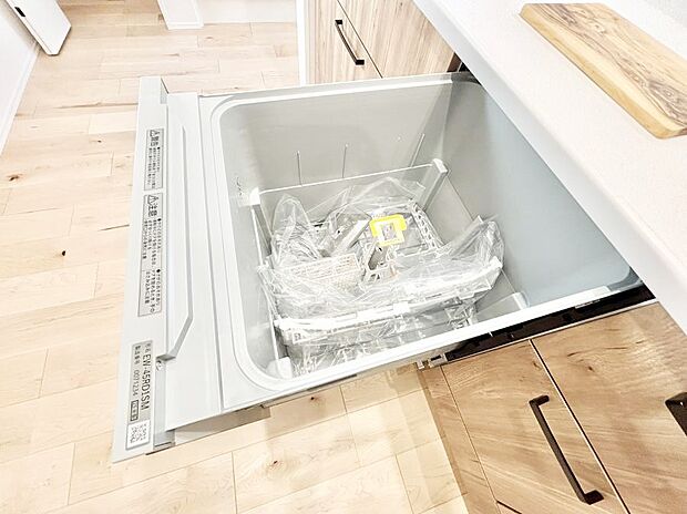 【食洗機】面倒なお片づけは食洗機にお任せ!家事の負担が減って、時間にも気持ちにもゆとりができます。