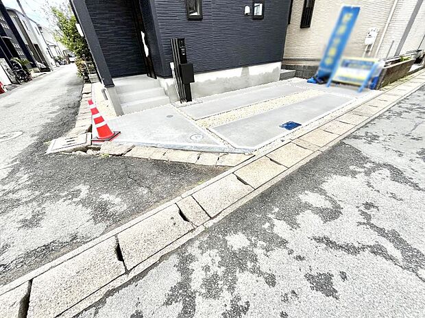 【駐車場】生活に欠かせない駐車スペース。