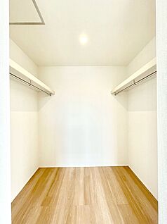 ウォークインクローゼット
