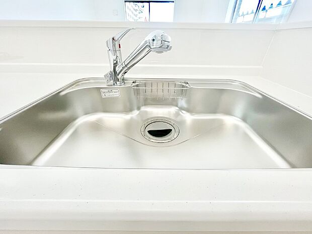 【蛇口一体型浄水器】いつでも清潔なおいしいお水を。一つの水栓で水道水と浄水を使い分け。