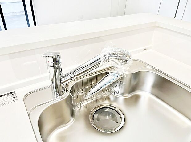【蛇口一体型浄水器】いつでも清潔なおいしいお水を。一つの水栓で水道水と浄水を使い分け。