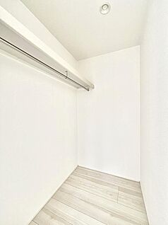 ウォークインクローゼット