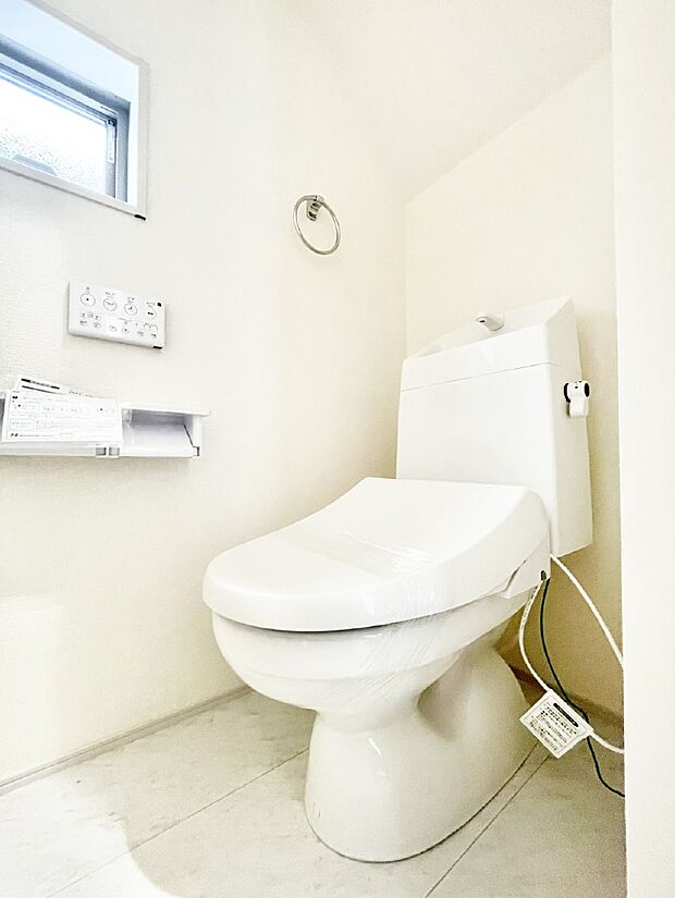 【トイレ】トイレは安心の２箇所！朝のバタバタも一安心です。