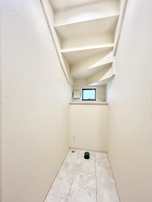 【トイレ】トイレは安心の2箇所!朝のバタバタも一安心です。