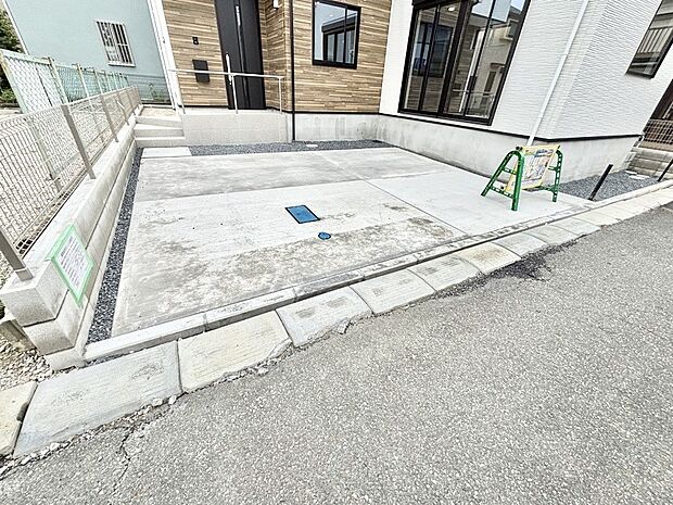 【駐車場】生活に欠かせない駐車スペース。