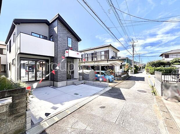 【前面道路含む現地写真】前面道路はきちんと整備されています