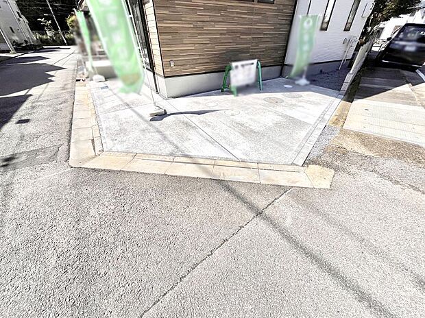 【駐車場】生活に欠かせない駐車スペース。