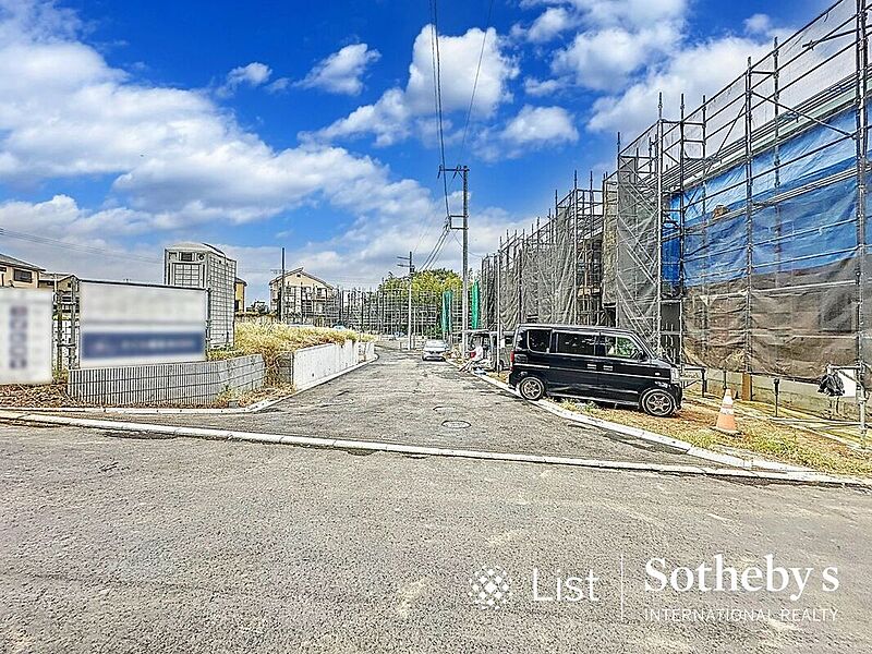 ■現地写真■(撮影日10/18)全16棟の開発分譲地のうち、8棟が販売スタートしました！