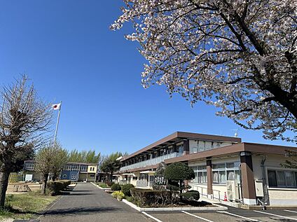 真瀬小学校 2200m