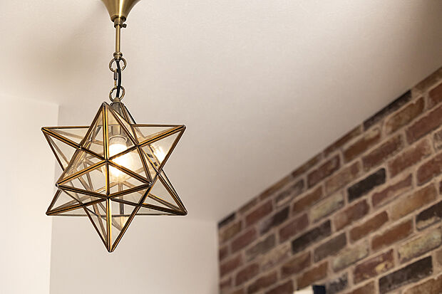 【■照明】かわいい物からシックな物まで、多種多様な照明を取り揃えています♪