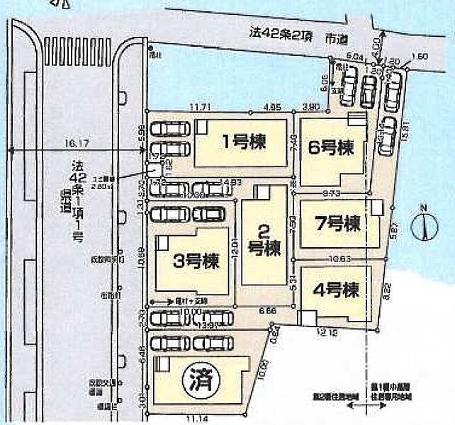 全７棟の分譲地！全棟カースペース２台分確保（車種による）！県道が近いのでお車でのお出かけが快適ですね♪