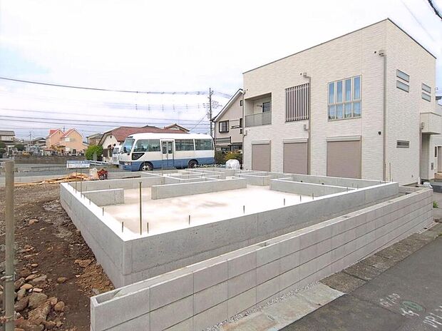 『１号棟』
気になった物件すぐにご見学対応させていただきます♪平日・お仕事帰りなど、いつでもご案内可能です♪周辺環境と併せて、実際に現地をご確認ください♪