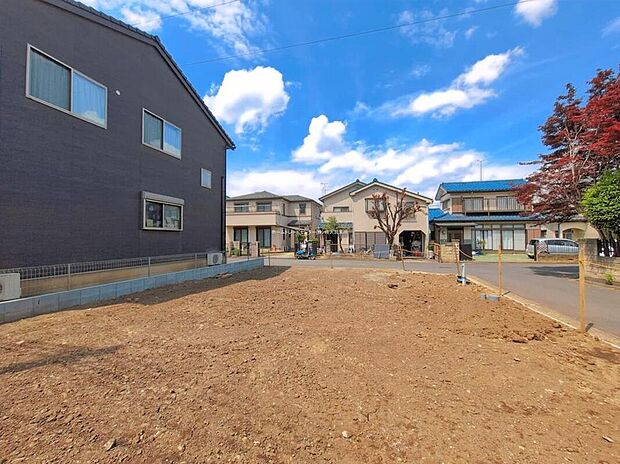 『A号棟』
住宅性能評価で耐震等級3(最高等級)を取得!お客様を守る大切な住宅だからこそ、第三者の検査を受けて安心して住んでいただける住宅をご案内させて頂きます。