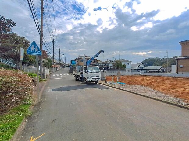 『B号棟』ひとたび扉を開けばそこに待っているのは上質な空間とマイホームでの新生活をイメージさせる優雅なひととき。「この家なら…」ではなく「ここに住みたい♪」と思う感動をお届けいたします。