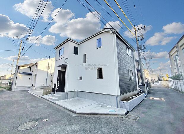 【現地外観写真】住宅性能評価で耐震等級３（最高等級）を取得！お客様を守る大切な住宅だからこそ、第三者の検査を受けて安心して住んでいただける住宅をご案内させて頂きます。その頑丈さを、ぜひ現地にてご体感くださいませ。