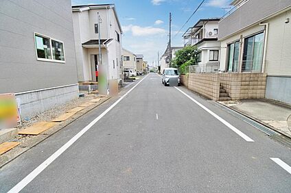 前面道路含む現地写真