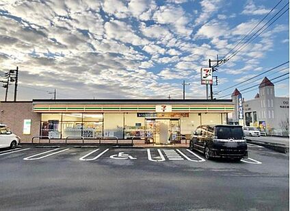 セブンイレブン狭山根岸店 442ｍ(徒歩6分)