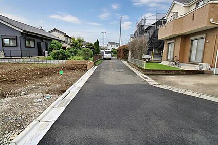 前面道路含む現地写真