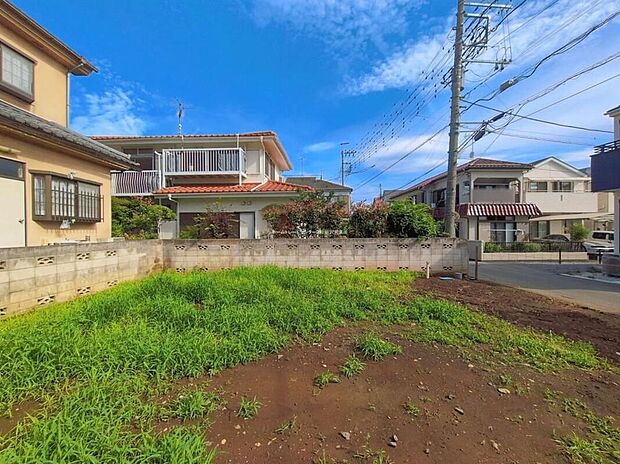 【現地外観写真】『A号棟』住宅性能評価で耐震等級3(最高等級)を取得!お客様を守る大切な住宅だからこそ、第三者の検査を受けて安心して住んでいただける住宅をご案内させて頂きます。