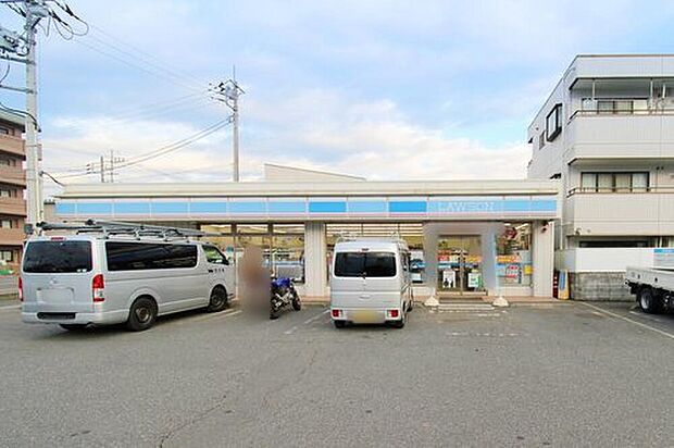 ローソン東所沢和田一丁目店（約788m）