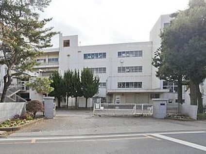 所沢市立富岡中学校 160m(徒歩2分)