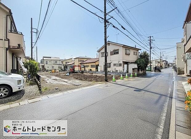 【前面道路含む現地写真】ひとたび扉を開けばそこに待っているのは上質な空間とマイホームでの新生活をイメージさせる優雅なひととき。「この家なら…」ではなく「ここに住みたい♪」と思う感動をお届けいたします。