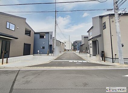 前面道路含む現地写真