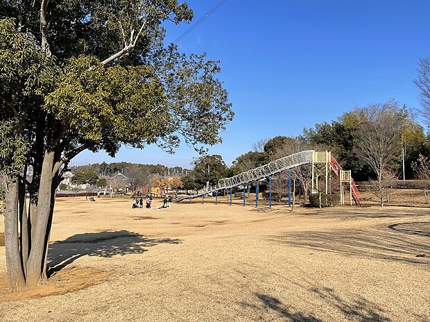 さとくらし公園(約3,300m)