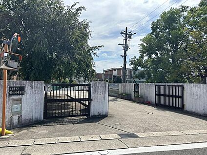 牧の池中学校 約1790m～1860m(徒歩約23～24分)