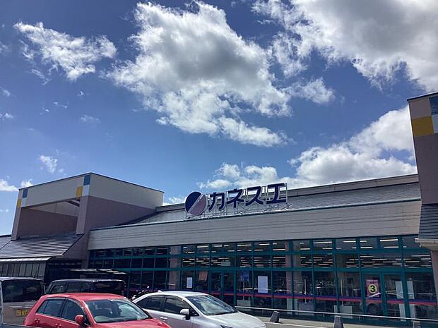 カネスエ東員店(約150m・徒歩2分)