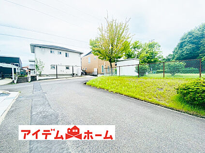 西側道路