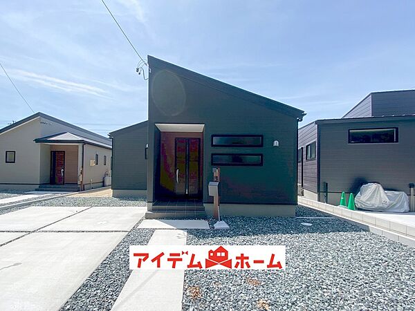 1号棟外観写真
休日、平日問わずお気軽にお問合せくださいませ。