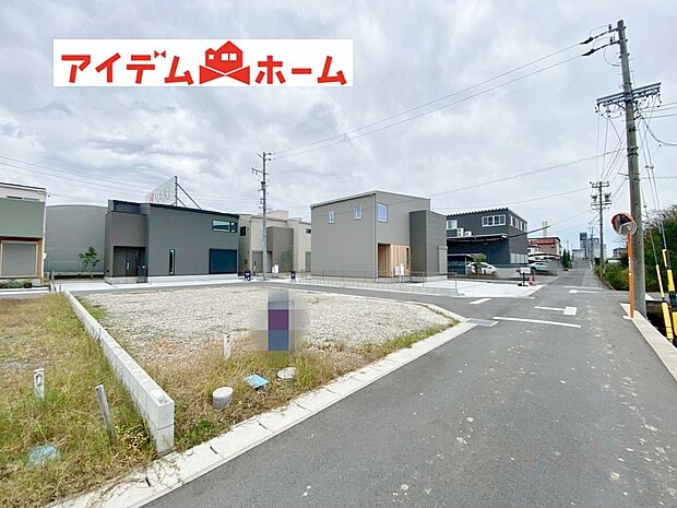 【前面道路】休日、平日問わずお気軽にお問合せくださいませ。