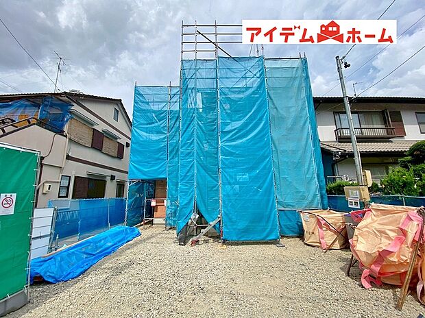 【外観写真】堂々完成、内覧可能です!休日、平日問わずお気軽にお問合せください。年末年始以外毎日営業中♪