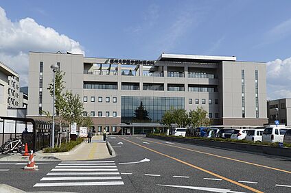 信州大学医学部附属病院 約1590ｍ(車4分)