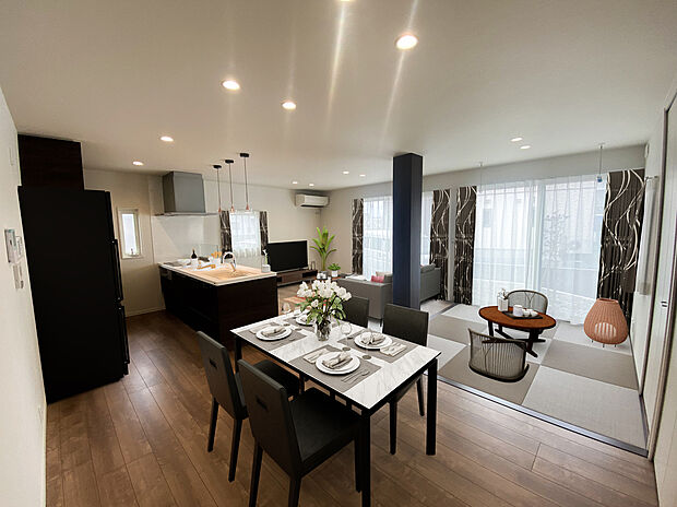 ［1号地］
LDKのどこにいても、家族の姿が見える間取り。
現地（2024年5月）撮影※家具・小物はCGイメージ