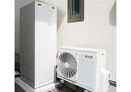 エコキュート(Co2ヒートポンプ給湯器）