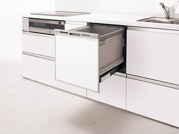 【システムキッチン】食洗器・IHコンロ搭載のシステムキッチン採用。キッチンに立つのが楽しくなる設備で、毎日の家事をお手伝いします。※写真はイメージです。