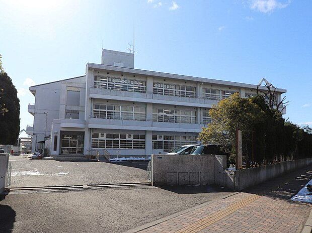 仙台市立田子中学校(約700m)