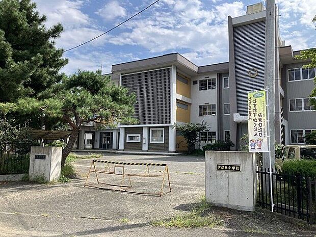 伊達市立伊達東小学校(約680m)