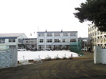 白銀小学校 720m
