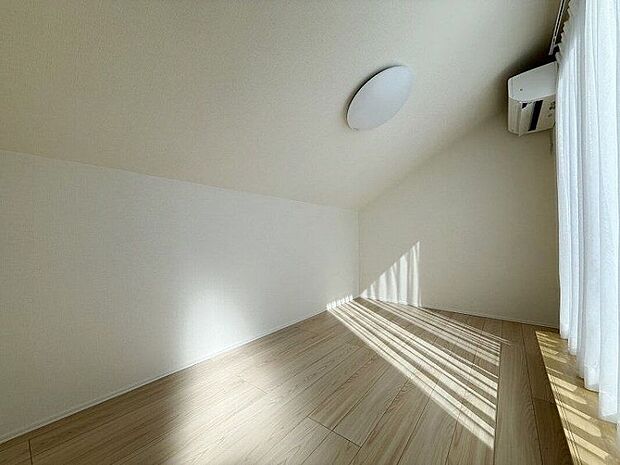 【室内】小屋裏スペース(2)