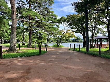 南湖公園 590m