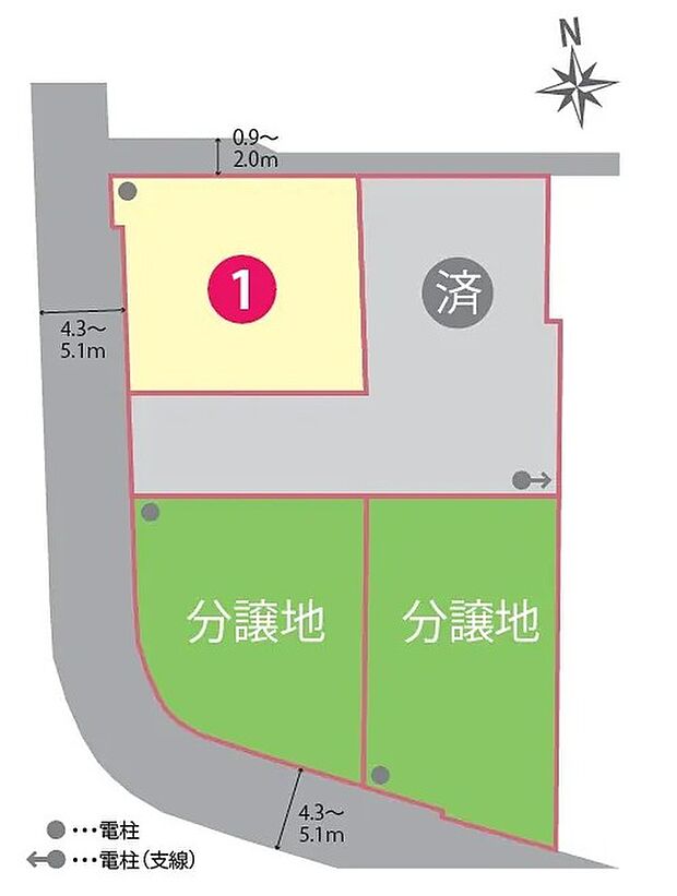 北・西の二面が道路に面した開放的な立地で、隣地との距離も取りやすく、光と風を心地よく取り込めます。プライバシーにも配慮され、のびのびと暮らせる住環境です。