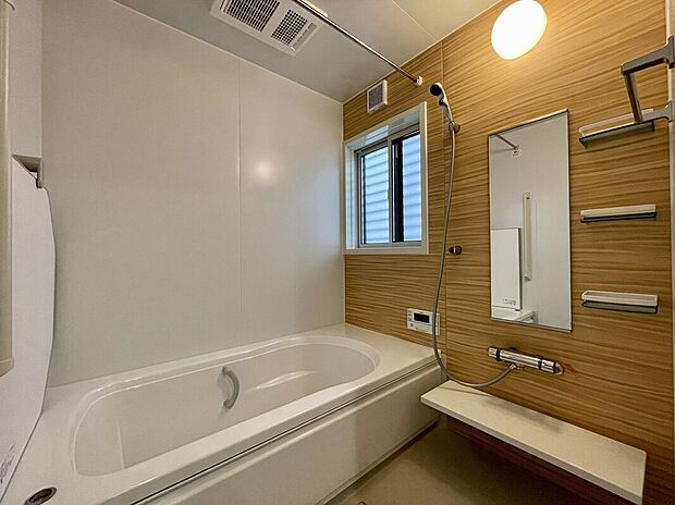 【浴室】セキスイ製のお風呂で浴槽も広めです!(2024年11月撮影)