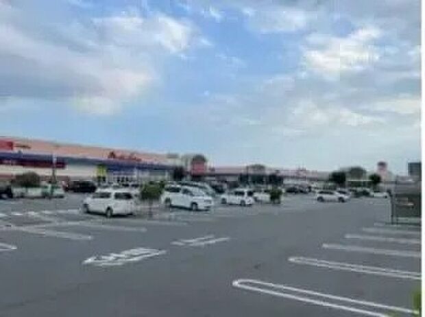 マルナカ新倉敷店（約2m）