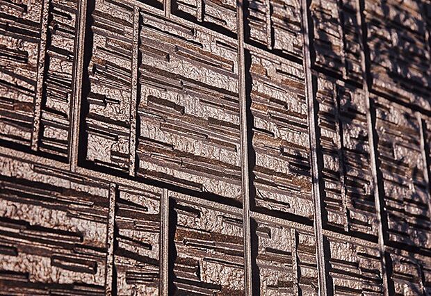 【ジオマイト外壁】(1)石素材をモチーフとした重厚感のある外壁。
(2)彫りの深みによる重厚な陰影感と美しさ。
(3)時間帯や季節による光の違いで表情が変化。
※該当：2号地、5号地、7号地